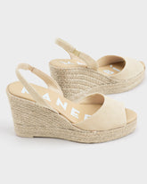 Espadrillas con Zeppa e Cinturino in Pelle Scamosciata |
