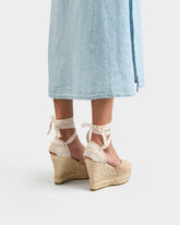 Espadrillas con Zeppa e Scollo a Cuore in Pelle Scamosciata |