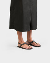 Leather Thongs Sandals With Shell Anklet | 